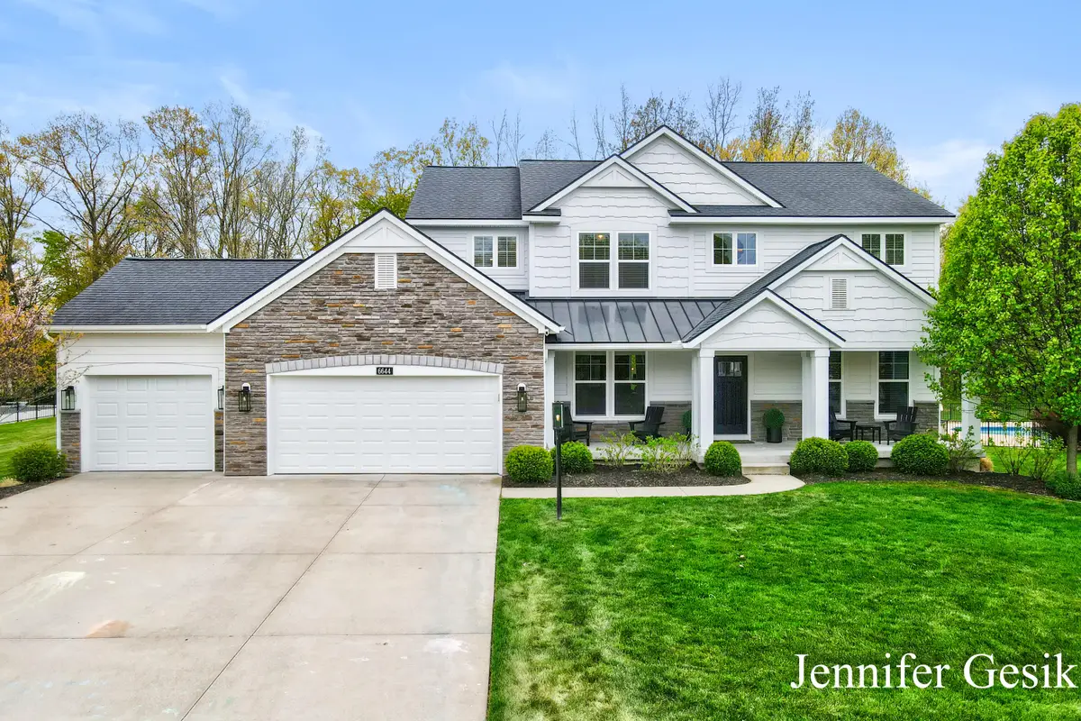 6644 Summer Meadows Drive Ne, Rockford, MI 49341 - #1