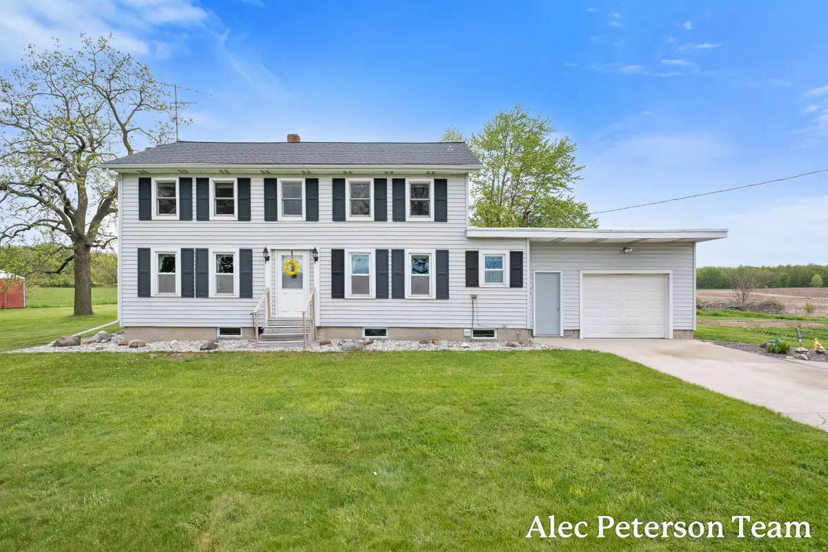 15727 40th Avenue, Coopersville, MI 49404 - #1