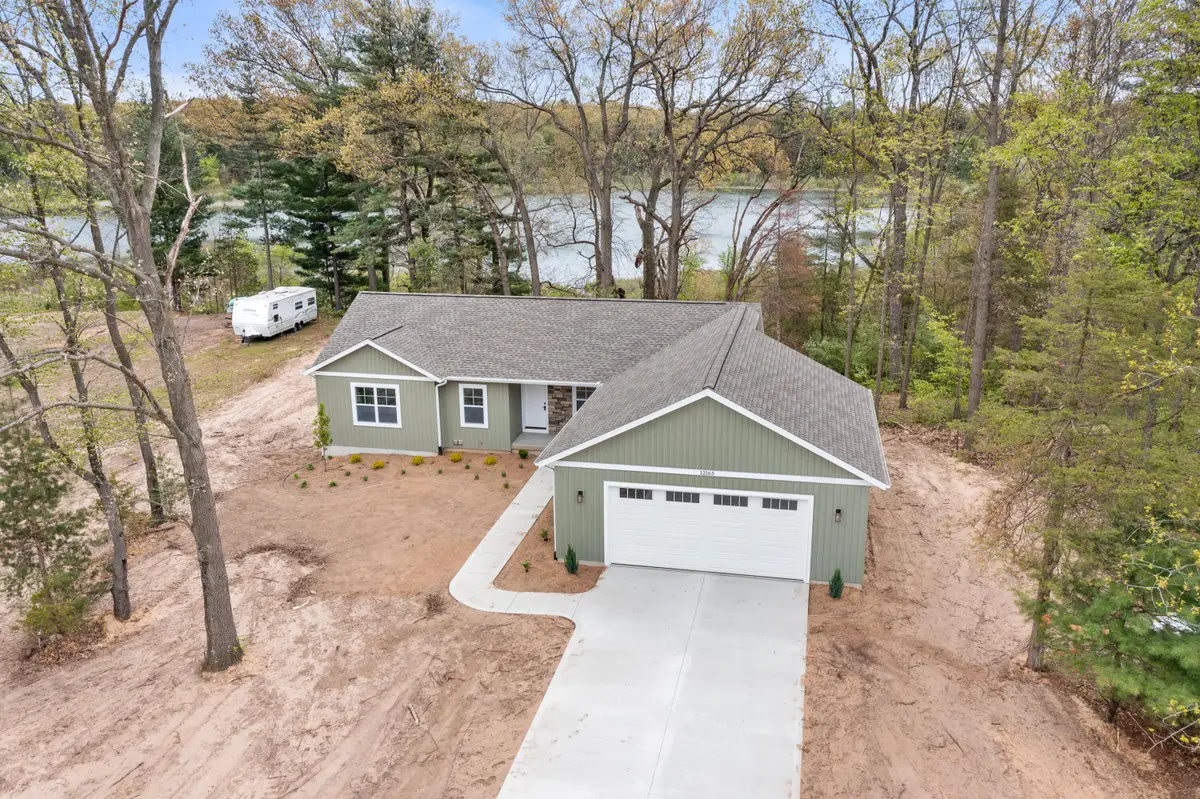 12165 Pine Meadows Drive, Wayland, MI 49348 - #1