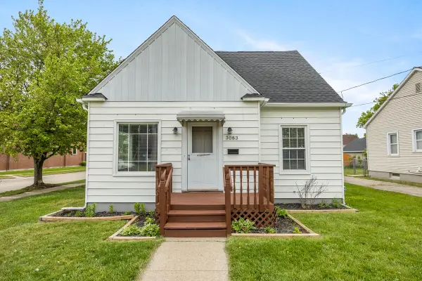 3083 Barrett Avenue Sw, Grandville, MI 49418
