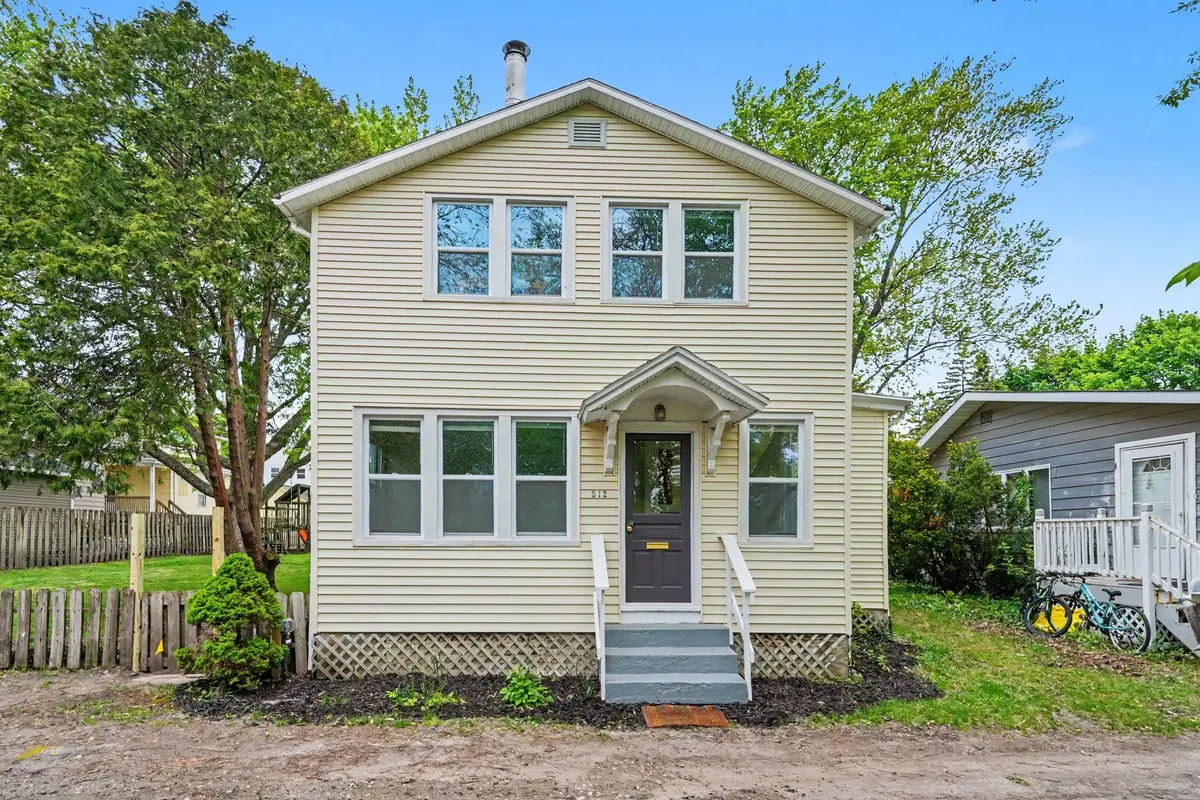 512 Marsh Street, Saint Joseph, MI 49085 - #1