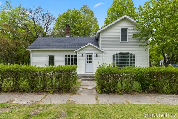 131 Third Street, Lakeview, MI 48850