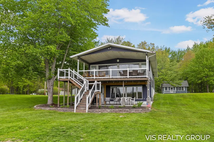 46611 Vine Avenue, Bloomingdale, MI 49026 - #2