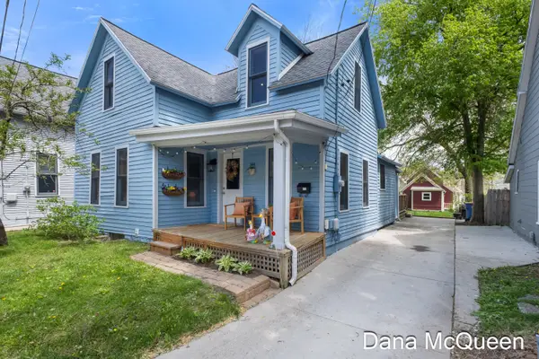344 Calkins Avenue Se, Grand Rapids, MI 49506