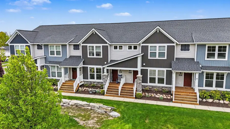 6897 Myers Lake Avenue Ne, Rockford, MI 49341 - #2
