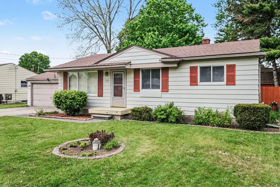 1230 Peachwood Drive, Flint, MI 48507 - #2