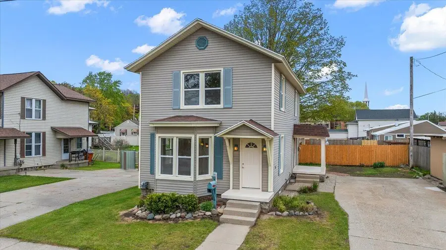 111 N Jefferson Street, Lowell, MI 49331 - #3