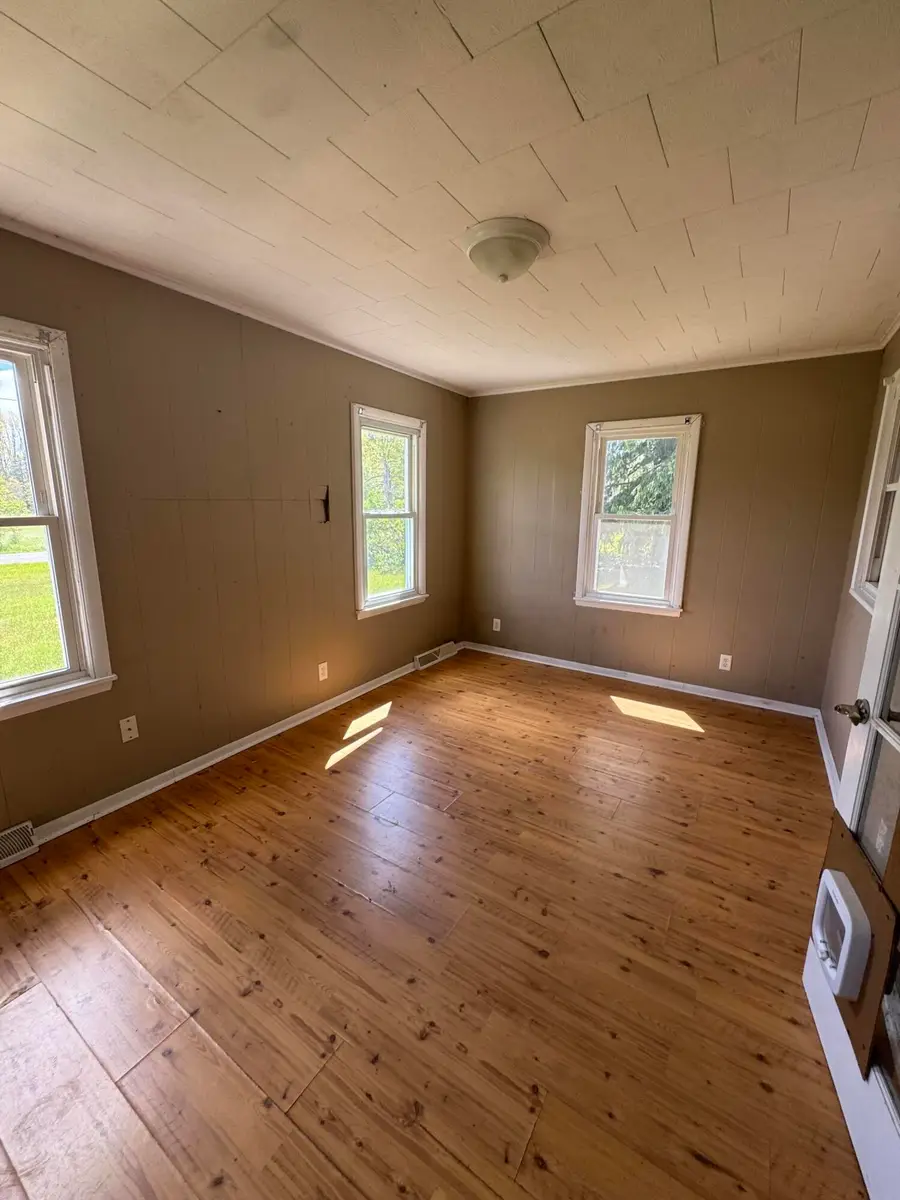 30396 Peavine Street, Dowagiac, MI 49047 - #2