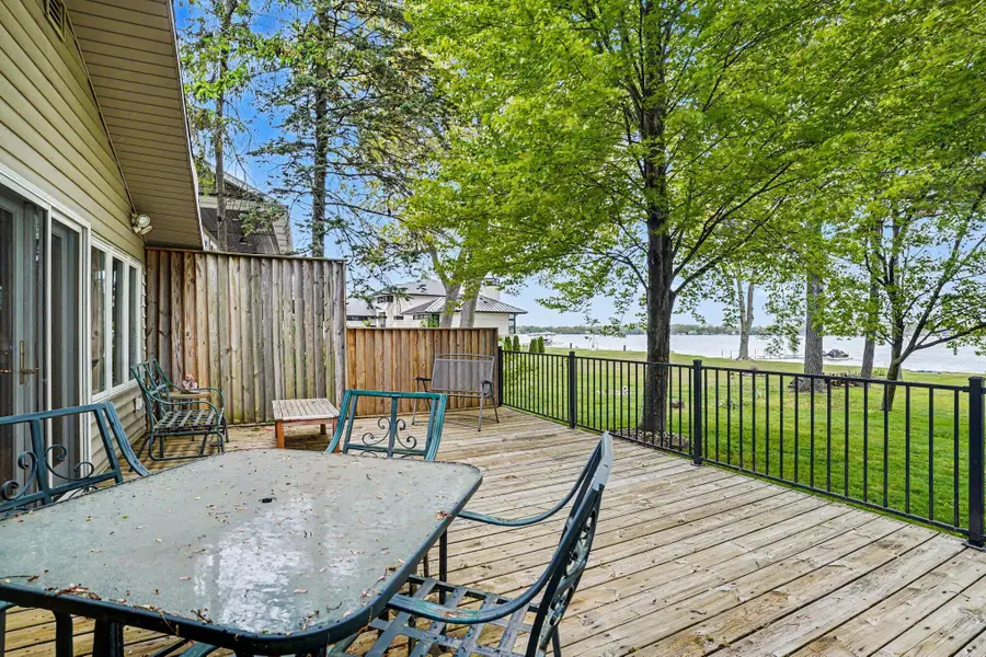 9525 Woodlawn Drive, Portage, MI 49002 - #3