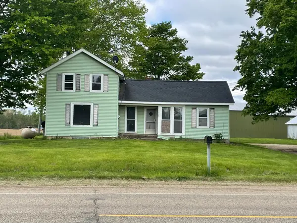 1112 N Marshall Road, Tekonsha, MI 49092