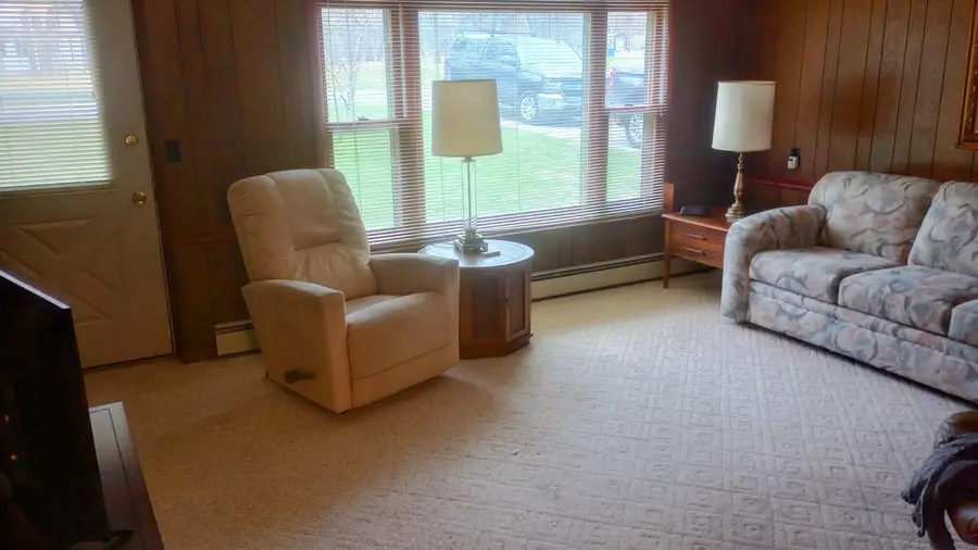 27 N Campbell Road, Fountain, MI 49410 - #2