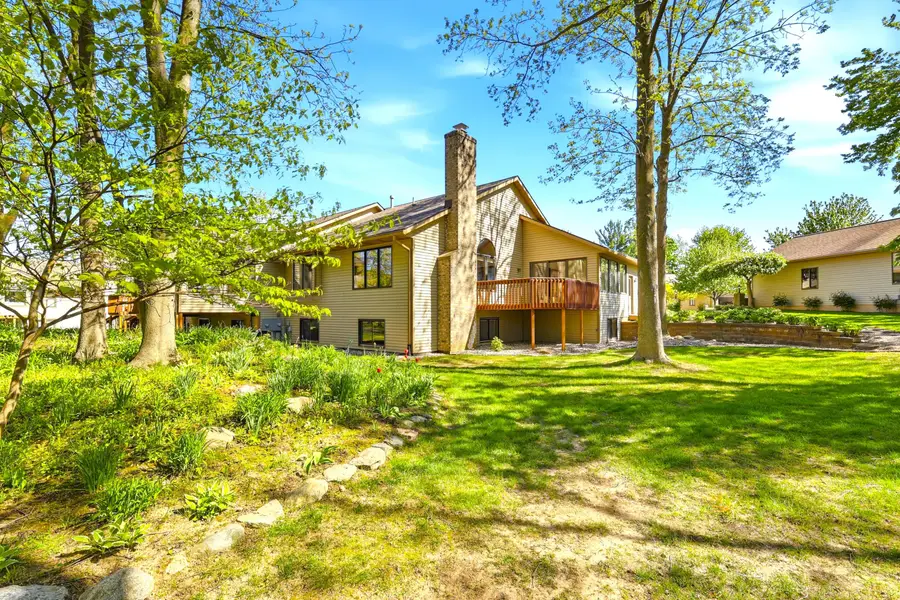 8726 Kari Lane Sw, Byron Center, MI 49315 - #3