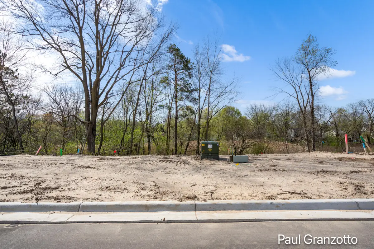 3044 Arbor Creek Avenue Se, Kentwood, MI 49512 - #1