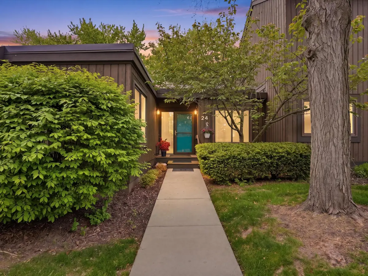 24 Haverhill Court, Ann Arbor, MI 48105 - #1