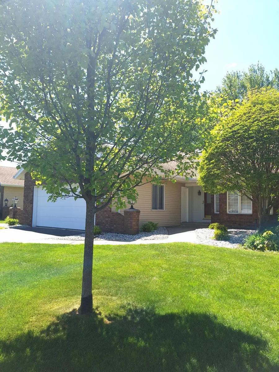 4207 Redbush Drive Sw, Grandville, MI 49418 - #3