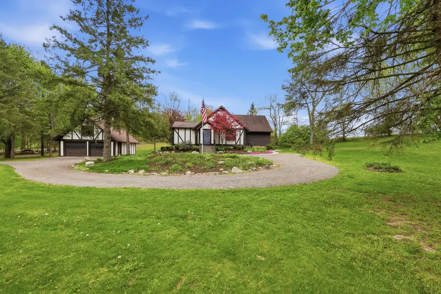 5575 Giles Avenue Ne, Rockford, MI 49341 - #2