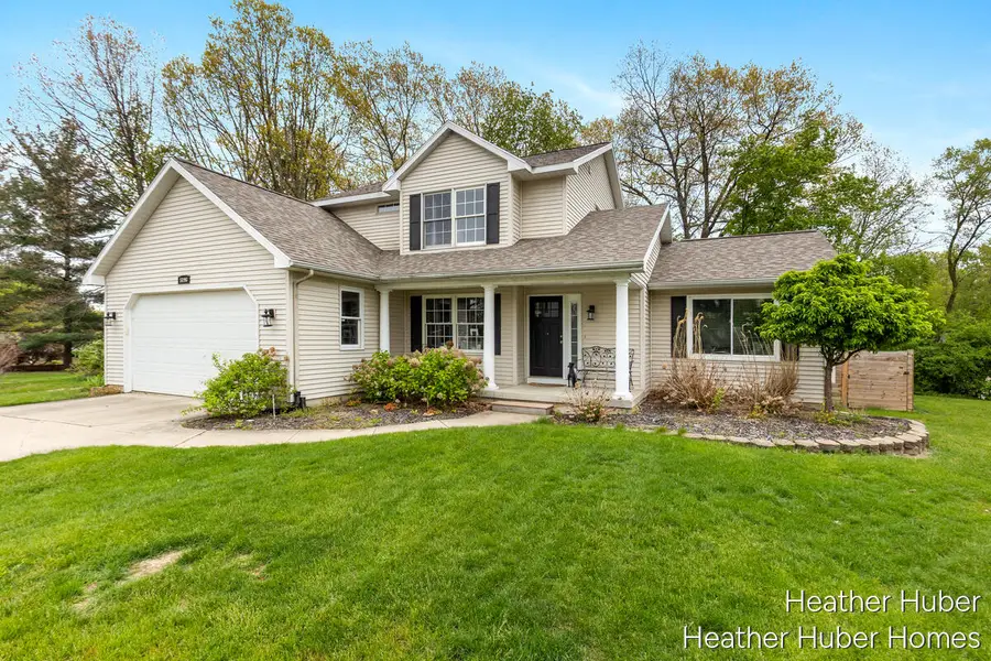 5196 S Oakvale Court Sw, Wyoming, MI 49519 - #2