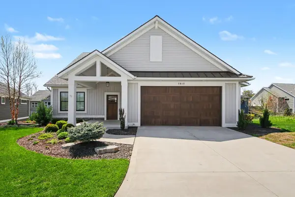 7912 Whistle Creek Court Sw #20, Byron Center, MI 49315