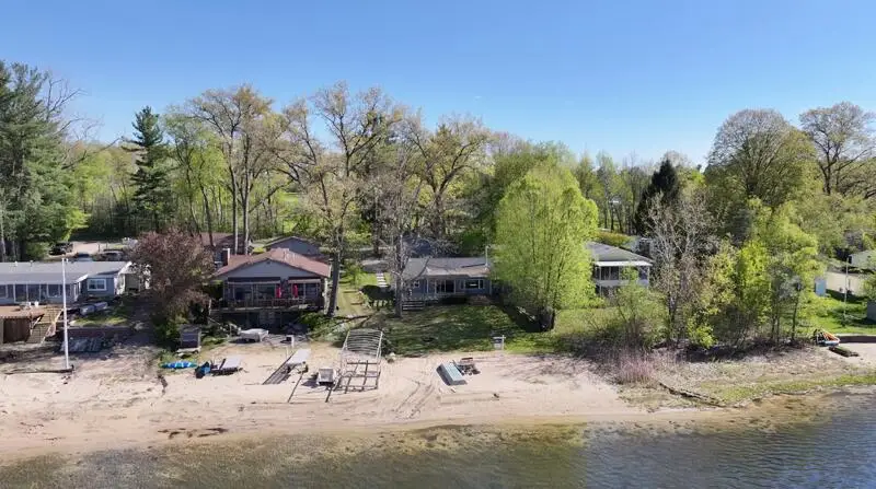 13615 Sunset Shores Drive, Cedar Springs, MI 49319 - #2