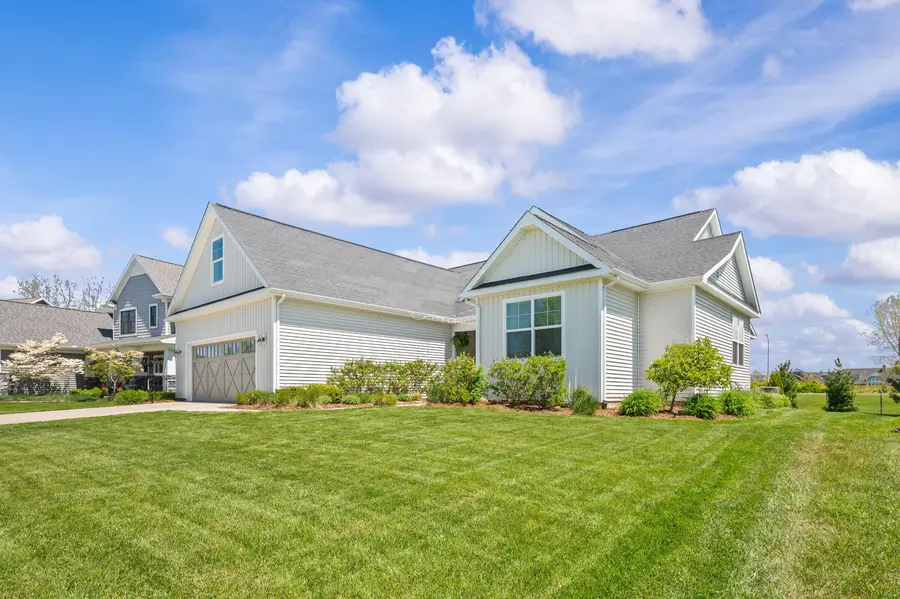 529 Dunewood, Saint Joseph, MI 49085 - #2