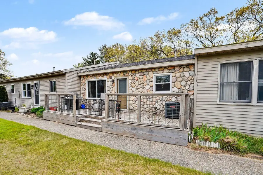 18210 Mohawk Drive #2, Spring Lake, MI 49456 - #2