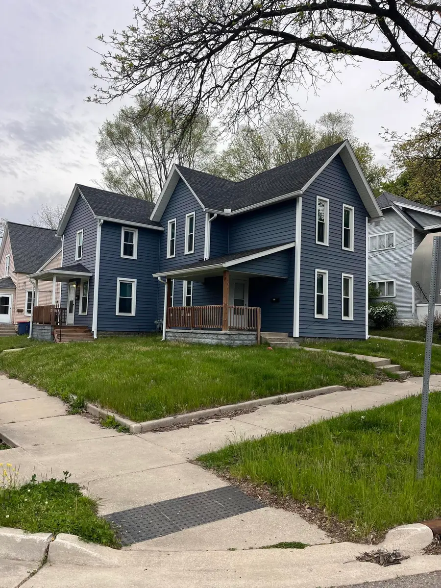 301 Spencer Street Ne, Grand Rapids, MI 49505 - #2