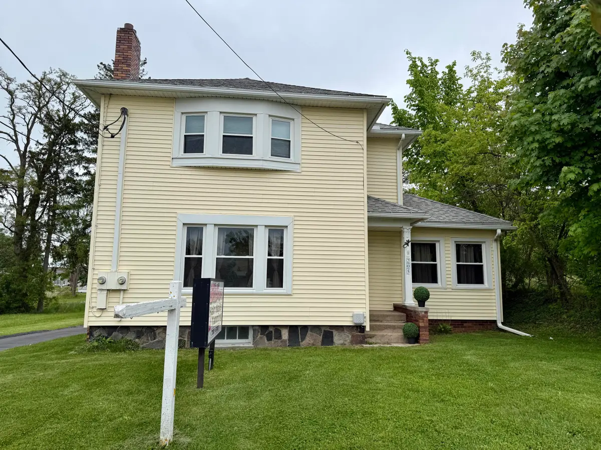 205 N W Avenue, Jackson, MI 49201 - #1