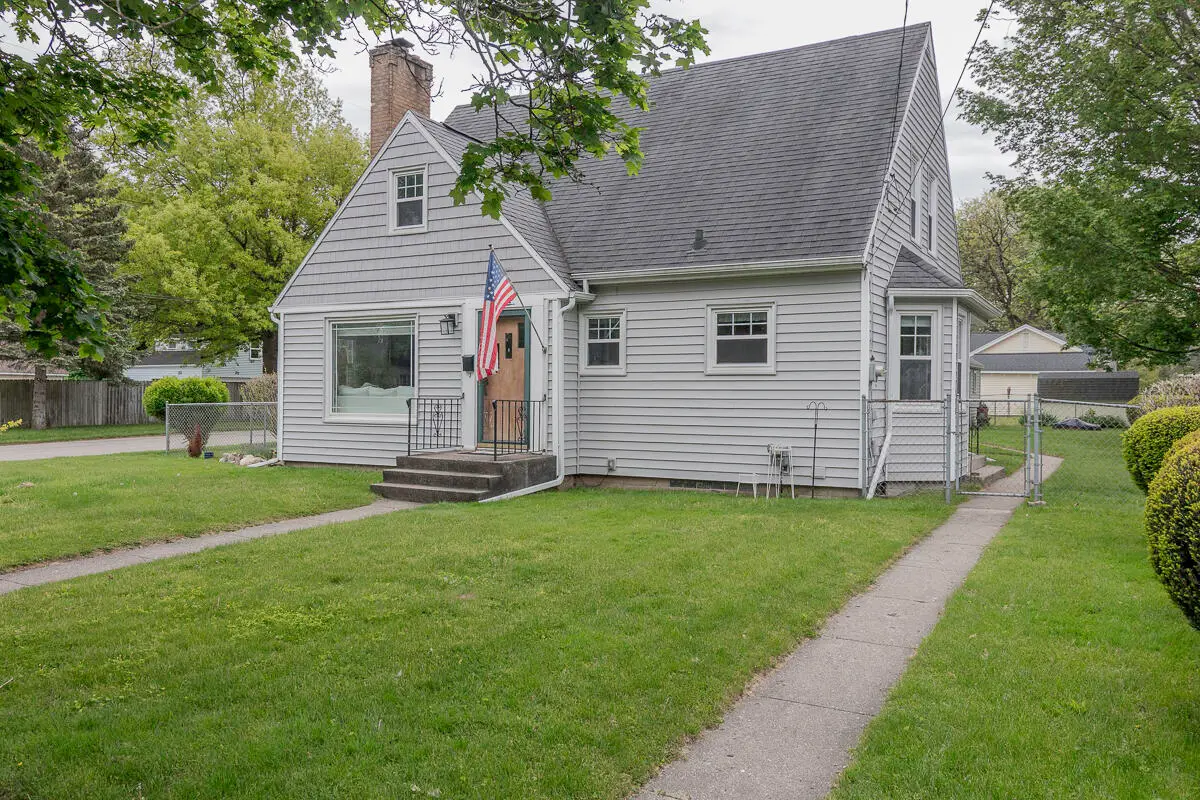 1334 Homecrest Avenue, Kalamazoo, MI 49001 - #1