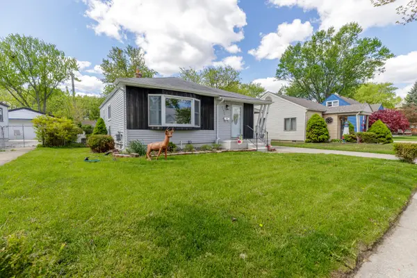 23636 Beverly Street, Saint Clair Shores, MI 48082