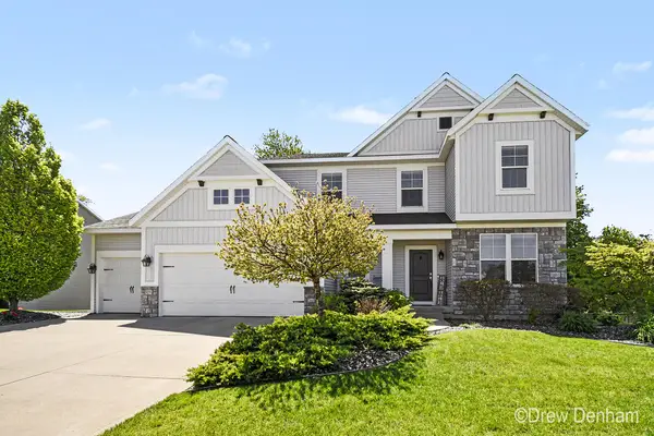 1292 Shadow Hills Drive Sw, Byron Center, MI 49315