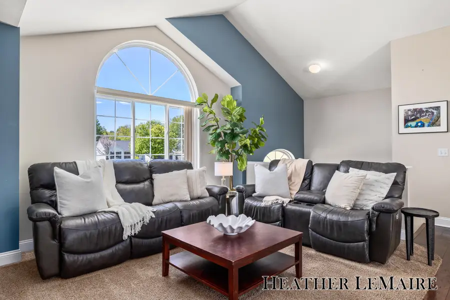 2070 Shiloh Point Drive Se, Grand Rapids, MI 49546 - #3