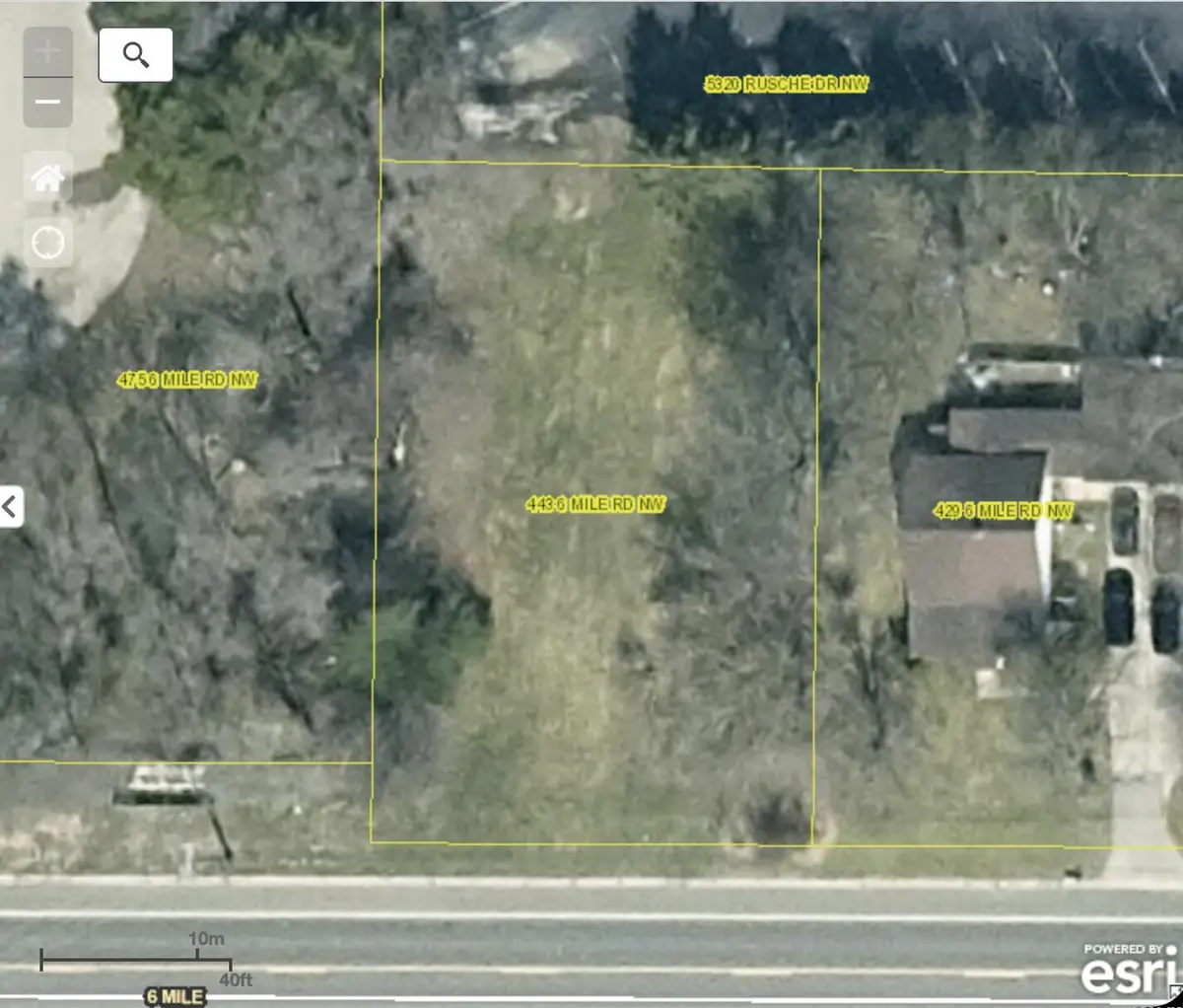 443 6 Mile Road Nw, Comstock Park, MI 49321 - #1