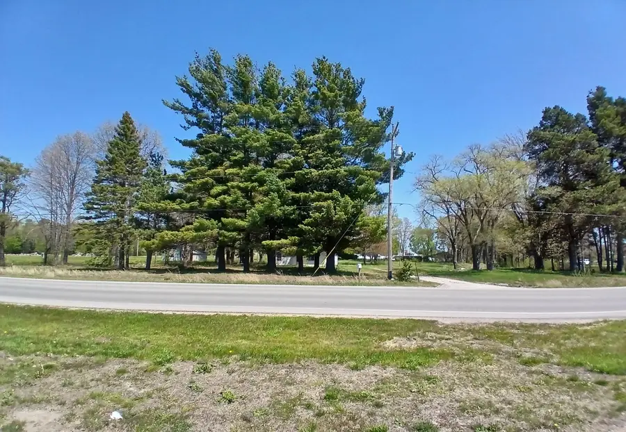 76 N Meyers Road, Ludington, MI 49431 - #2