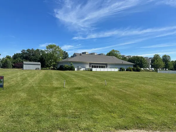 90 Diamond Point Lane, New Buffalo, MI 49117