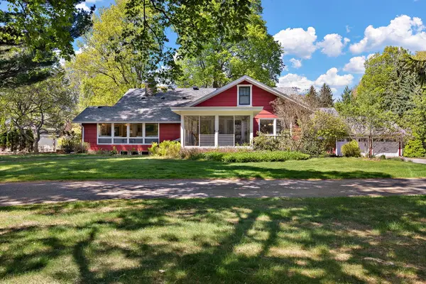 2305 Warner Drive, Holland, MI 49424