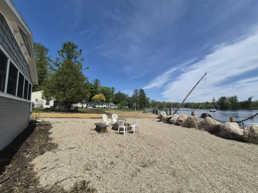136 Pleasant Drive, Six Lakes, MI 48886 - #3