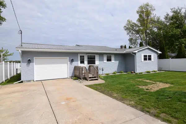 912 West Shore Road, Bronson, MI 49028