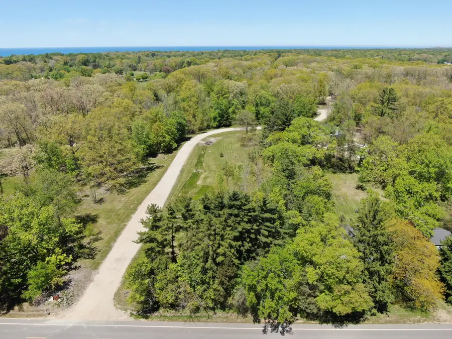 12 Meadowood Lane, Lakeside, MI 49116 - #2
