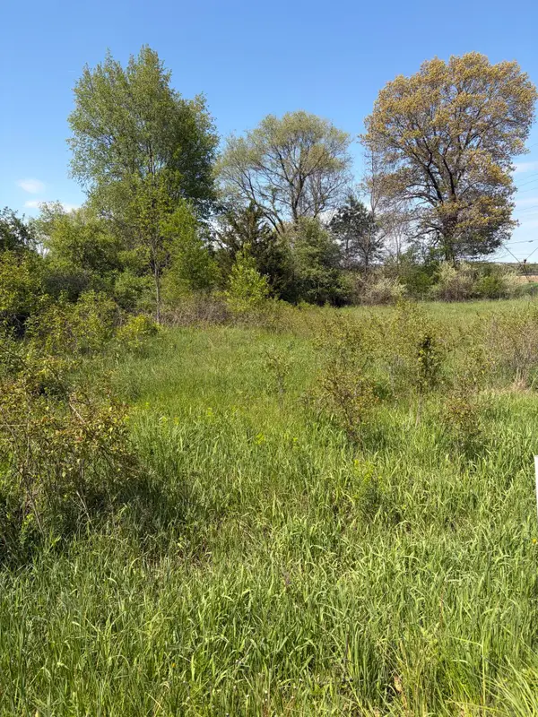 969 106th Avenue, Plainwell, MI 49080