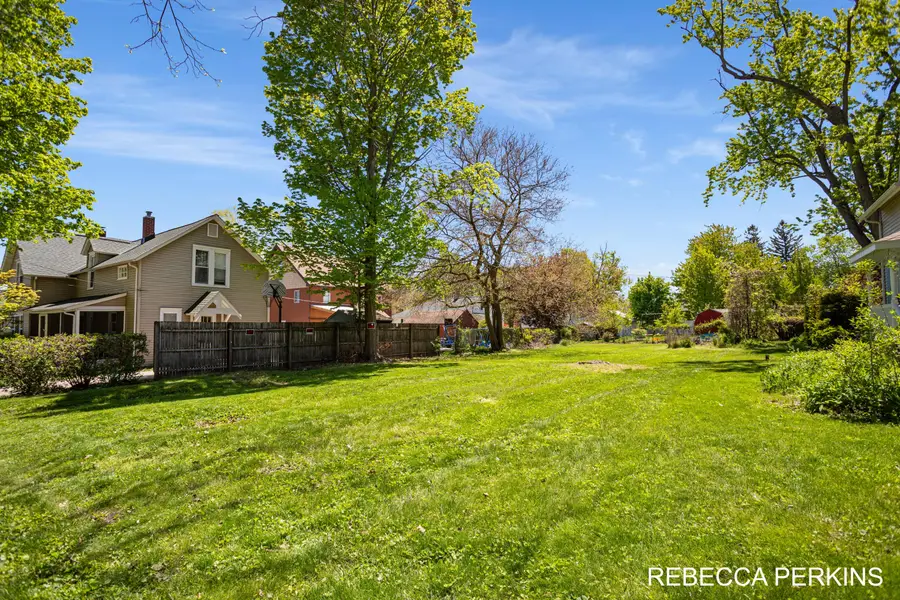 326 South Haven Street, South Haven, MI 49090 - #2