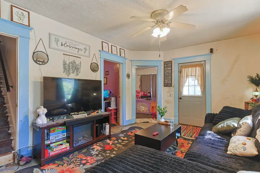 401 Keene Avenue, Dowagiac, MI 49047 - #3