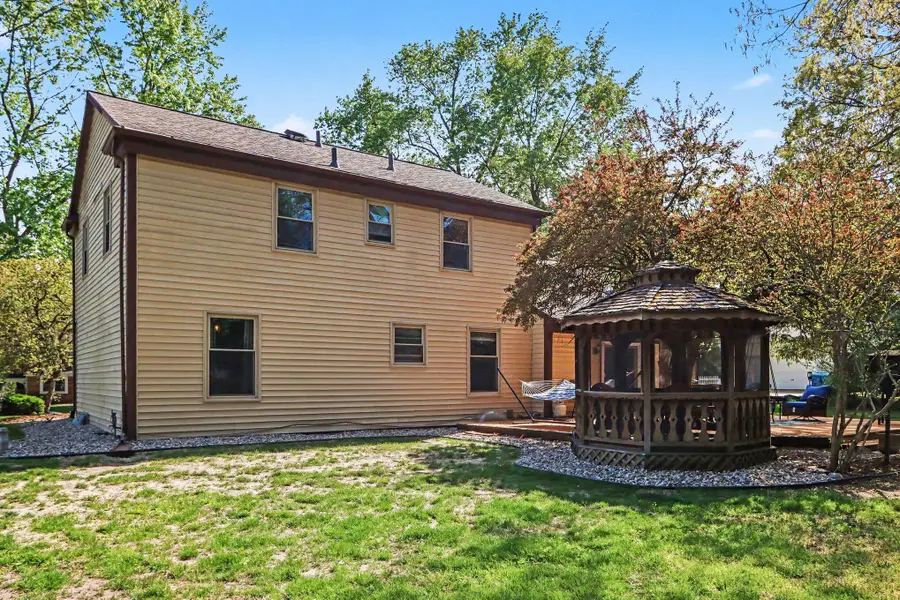 5204 Foxcroft Dr, Kalamazoo, MI 49009 - #2