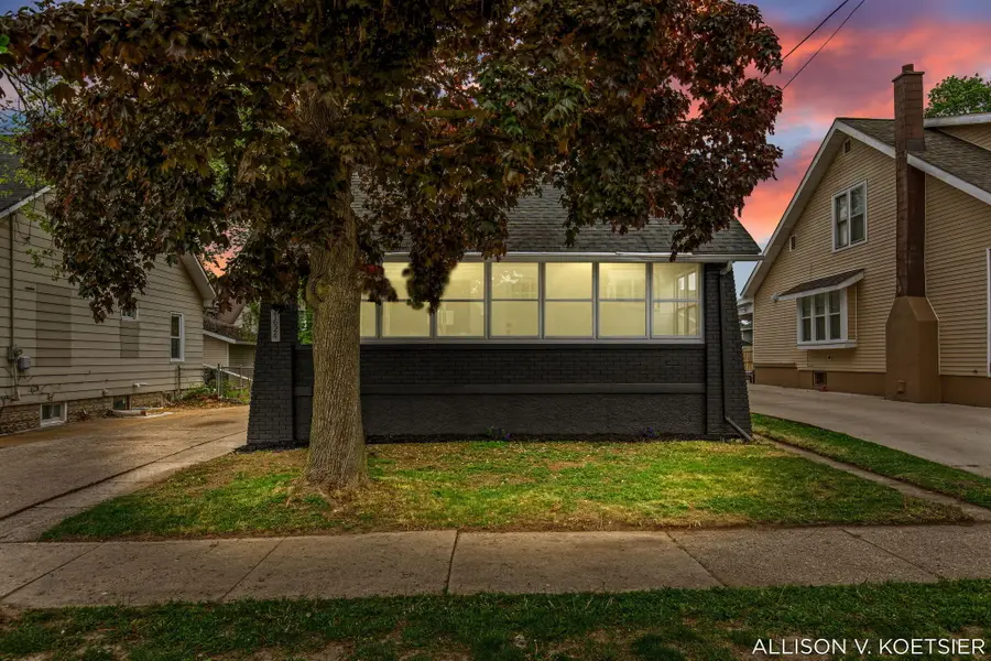 1624 Martindale Avenue Sw, Wyoming, MI 49509 - #2