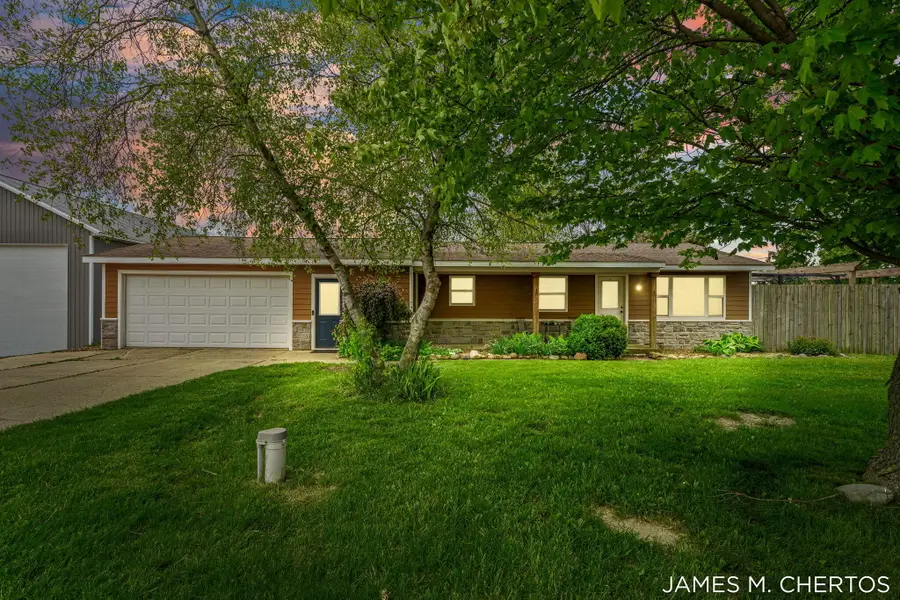 4776 18th Street Sw, Byron Center, MI 49315 - #2