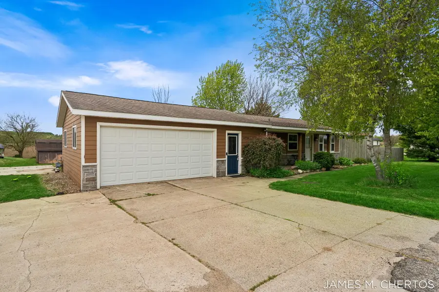 4776 18th Street Sw, Byron Center, MI 49315 - #3
