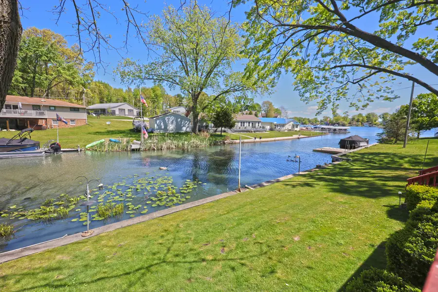 31886 W Lakeshore Drive, Dowagiac, MI 49047 - #2