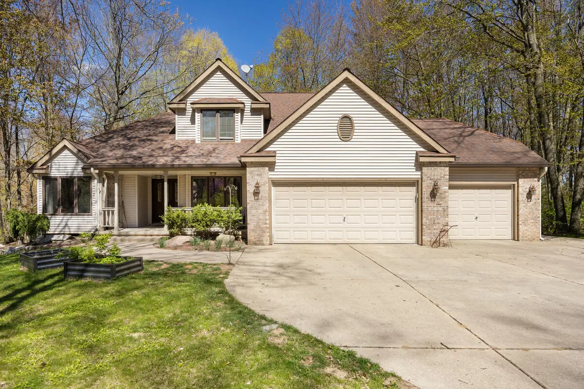 15056 Oakwood Drive, Big Rapids, MI 49307 - #1