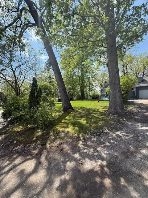 3793 Noble, Brighton, MI 48116