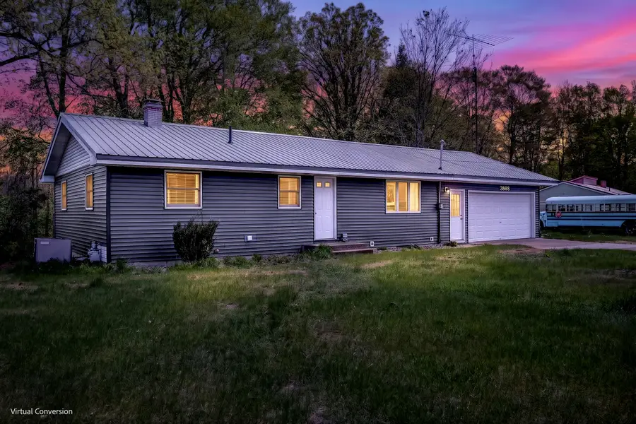 3868 S Riverview Drive, Hesperia, MI 49421 - #2