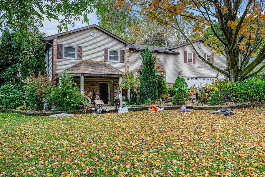7702 N Gleneagle Drive, Kalamazoo, MI 49048 - #2